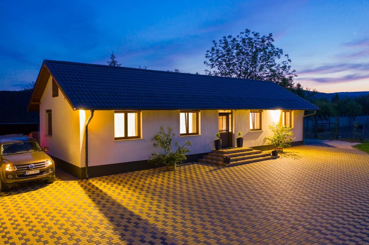 Bodzahaz Apartman Tarján Екстериор снимка